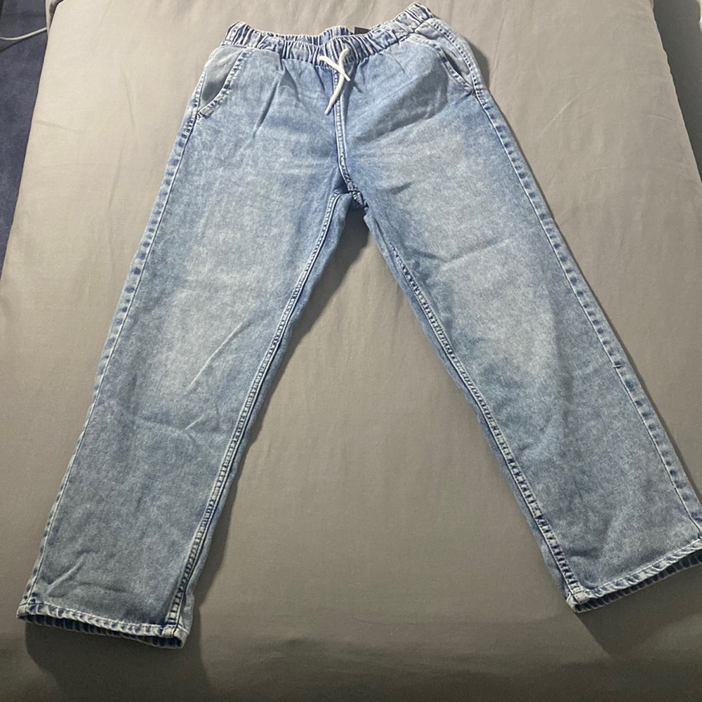 RELAXED FIT JEANS